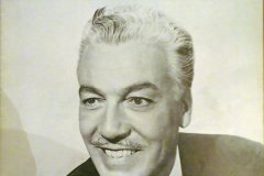 2016-02-29-Cesar-Romero-in-Strictly-Dishonorable-program-cover