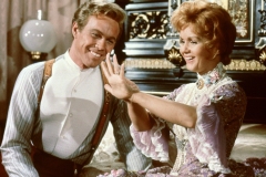 Debbie-Reynolds-and-Harve-Presnell