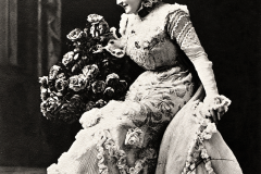 1902-Jessie-Bartlett-Davis-Lady-of-the-Gardens-p175-AI-Cleaned-WEB
