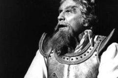 Raitt-Don-Quixote-in-Man-of-La-Mancha-at-Elitchu2019s-Theatre-Denver-1983