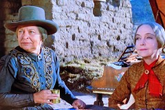 June-Walker-with-Lillian-Gish-in-The-Unforgiven-1960