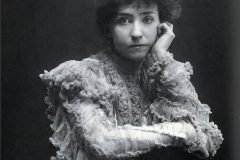 17.-Minnie-Maddern-Fiske-1905-scaled-e1765848004589