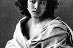 Sarah-Bernhardt-5