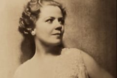 Spring Byington