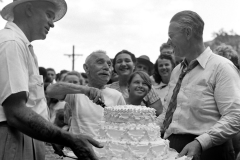 1948-Ivy-Baldwin-in-Life-Magazine-Fans-present-Baldwin-with-a-celebratory-cake-1948