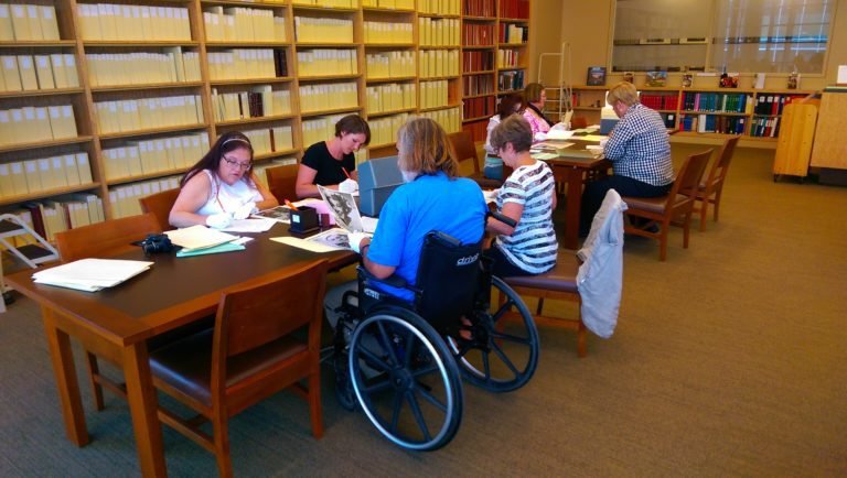 Volunteer Gallery (7)