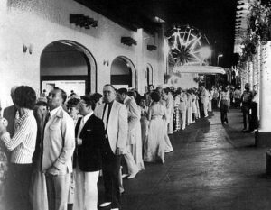 1975 - Elitch Gardens -Trocadero last night Crowd lined up for a quarter of a mile - Credit Denver Post